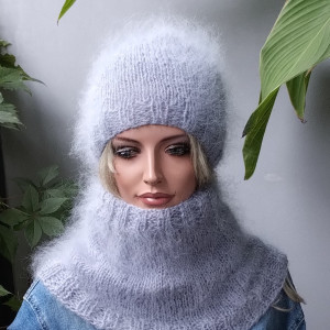 Moherowy komplet czapka  i komin w kolorze jasnej szarości