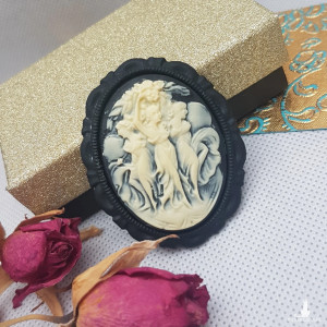 Broszka Camea Trzy Gracje bros241