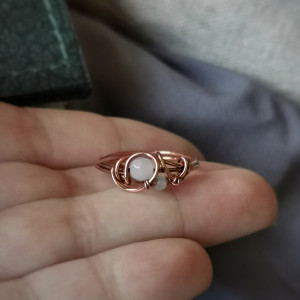 Rozmiar 19 - pierścionek z kwarcem różowym i kamieniem księżycowym