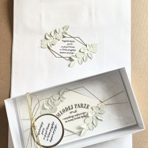 341,Kartka w pudełku na ślub z torebką -Młodej Parze