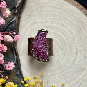 miedziany pierścień z rubinem r.30