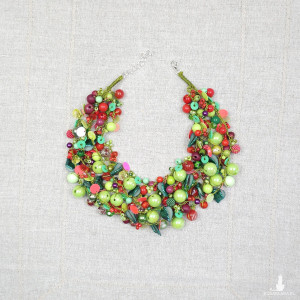 6971 Wielobarwny naszyjnik statement - Soczysta Zieleń i Czerwień