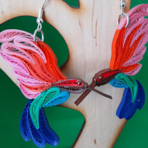 kolczyki ręcznie wykonane z papieru