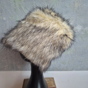 Futrzana  sztuczne futro czapka