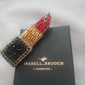 Wyjątkowa broszka SZMINKA