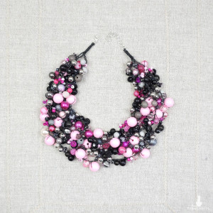 6987 Naszyjnik handmade: mix różu, szarości i czerni