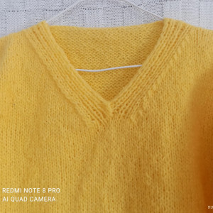 Sweter żółty oversize w serek