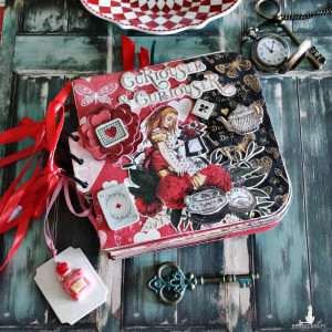 Alicja w krainie czarów/Album na zdjęcia/ wykonany ręcznie