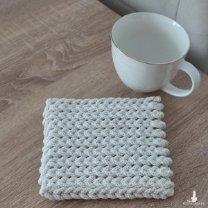 Podkładka szydełkowa pod kubki ze sznurka 16cmx16cm