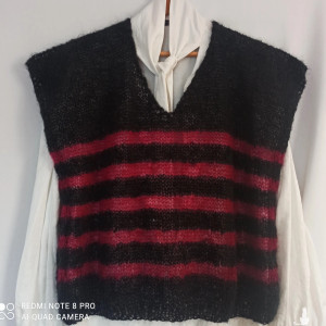 Moherowy pulower, kamizelka, bezrękawnik, sweter