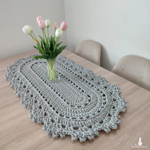 Bieżnik owalny ze sznurka szydełkowy 50cmx100cm