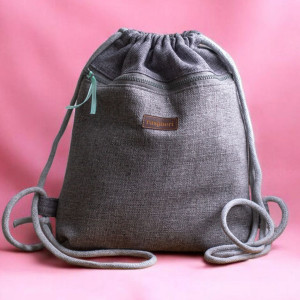 Szary pleciony workoplecak z przednią kieszenią