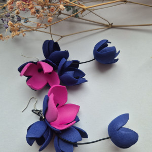 Kolczyki lekkie bujne kwiaty