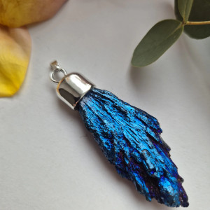 Wisior kamień chalkopiryt