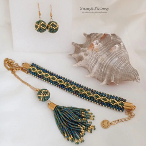 Oliwkowy komplet z chwostem - wykończenia ze stali szlachetnej