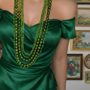 Naszyjnik Wielowarstwowy „Green Glamour” - Soczysta Zieleń i Perłowy Blask