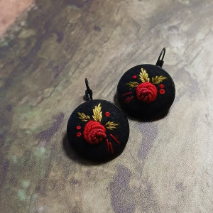 Ręcznie haftowane kolczyki  DLA FRANCISZKI