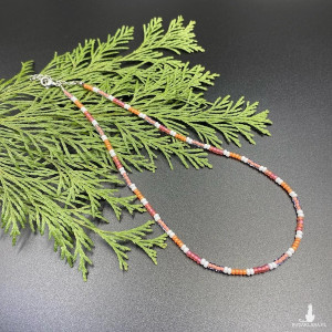 Krótki koralikowy naszyjnik biało - różowy #1062