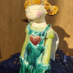Anioł ceramiczny