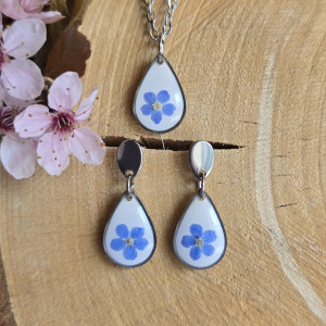 Komplet kolczyki srebrna zawieszka srebrny wisiorek wisior naszyjnik żywica kwiaty z prawdziwymi kwiatami niezapominajki