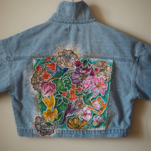 ręcznie malowana kurtka jeansowa KOLIBRY