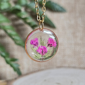 Malinowy chruśniak zawieszka poryw serca gipsówka