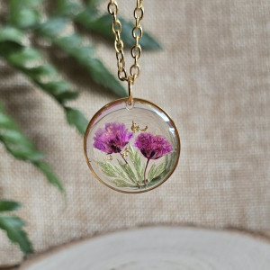 Jagodowy las złota zawieszka z kwiatami