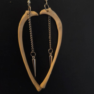 Kolczyki żebra z zawieszka kolca