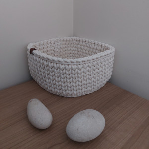 Koszyk ze sznurka narożny