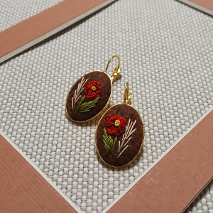 Ręcznie haftowane kolczyki  DLA HELENY  stal szlachetna