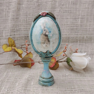 Pisanka Dekoracyjna na Postumencie - Wiosenny Zajączek Vintage