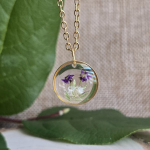 Zawieszka z kwiatami fioletowymi suszone kwiaty