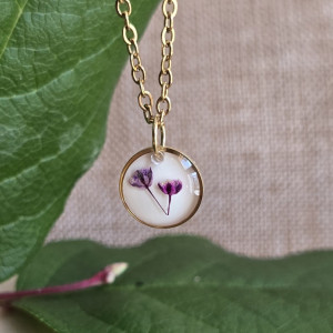 Zawieszka z kwiatami różowymi