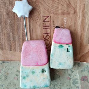 Różowe domki z gwiazdą