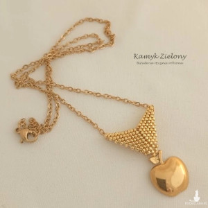 Złote jabłuszko na łańcuszku - stal szlachetna