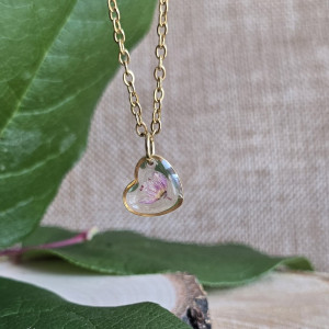 Zawieszka z różowym kwiatem wisiorek złoty serce