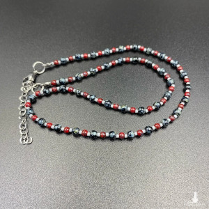 Krótki koralikowy naszyjnik bordowy #1078