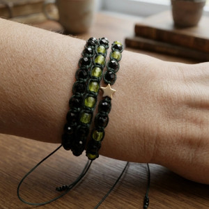 Bransoletki Zestaw Makrama z Koralikami i Złotą Gwiazdką – Rękodzieło