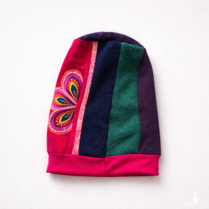 Czapka  damska wiosenna smerfetka