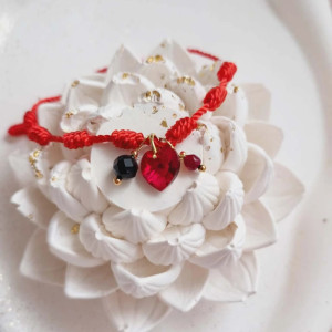 Bransoletka od serca - Czarny turmalin,granat,  serce Swarovski