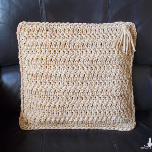 Poszewka na poduszkę kolor stare złoto