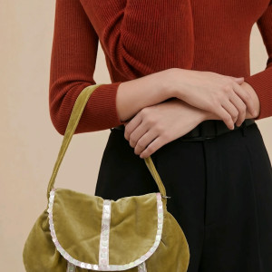 torebka retro oliwkowa aksamitna