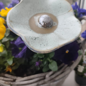 kwiat ceramiczny poidło dla owadów