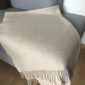 Narzuta ,koc z wełny i kaszmiru 160x114cm