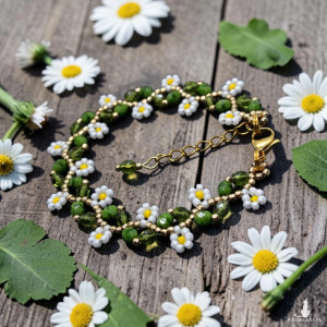 rumianek - delikatna bransoletka z drobniutkich koralików