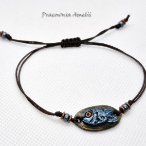 bransoletka sznurkowa polymer clay niebieska rybka