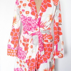 płaszcz damski kolorowy we wzory