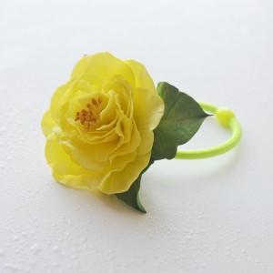 GUMKA DO WŁOSÓW ŻÓŁTA MALWA