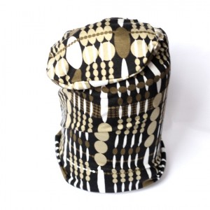 czapka kolorowa we wzory