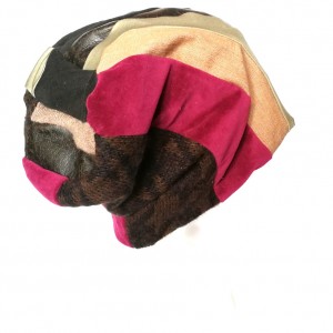 czapka damska szyta patchworkowo handmade-box 44- nic nie wskórasz gdy komóra bliższa sercu niż twa córa